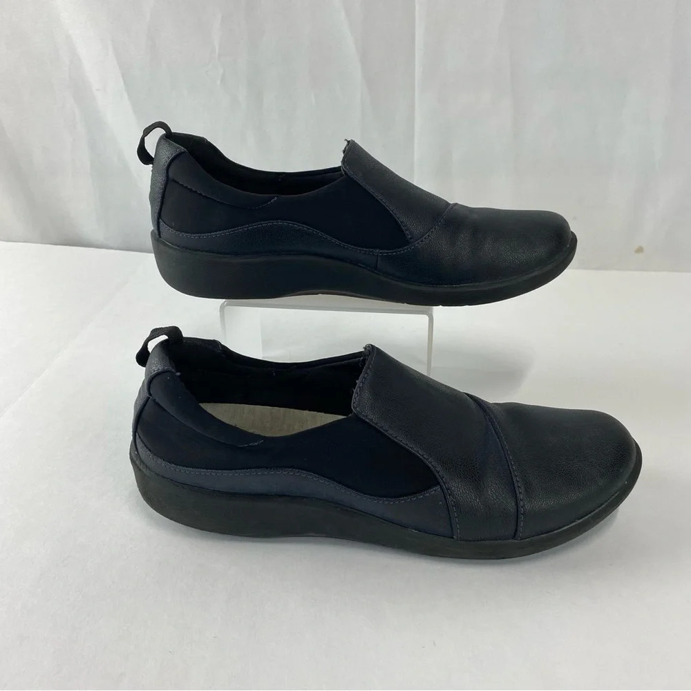 Clarks Cloudsteppers Womens 5.5 Black Microsuede Sillian Paz Slip On Loafer